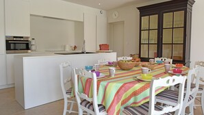 Unclassified image, 5 of 24, button - Premium Villa in Malaucène With Private Pool (Malaucene)