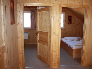 Chalet | 5 Schlafzimmer, individuell eingerichtet, Bettwäsche