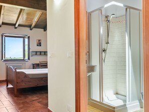Bathroom - Spacious Holiday Home in Ca' De' Grimaldi near Town Center (Castellarano)