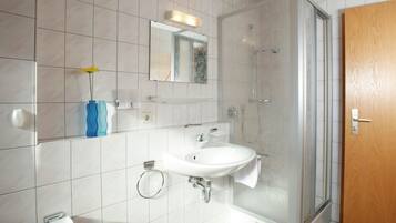 Apartment | Bathroom