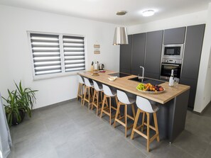 Villa | Eigene Küche | Hochstuhl