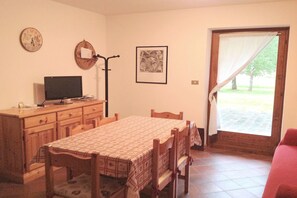 Chalet | Dining - Belvilla by OYO Pozza di Fassa Sei (San Giovanni di Fassa)