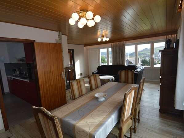 獨棟房屋 | 用餐區