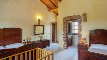 Casa | 5 camere, con arredamento individuale, lenzuola