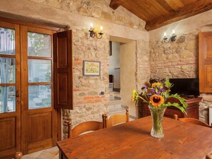 Dining - Farmhouse in Aulla With Private Pool (Aulla)