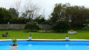 Utomhuspool