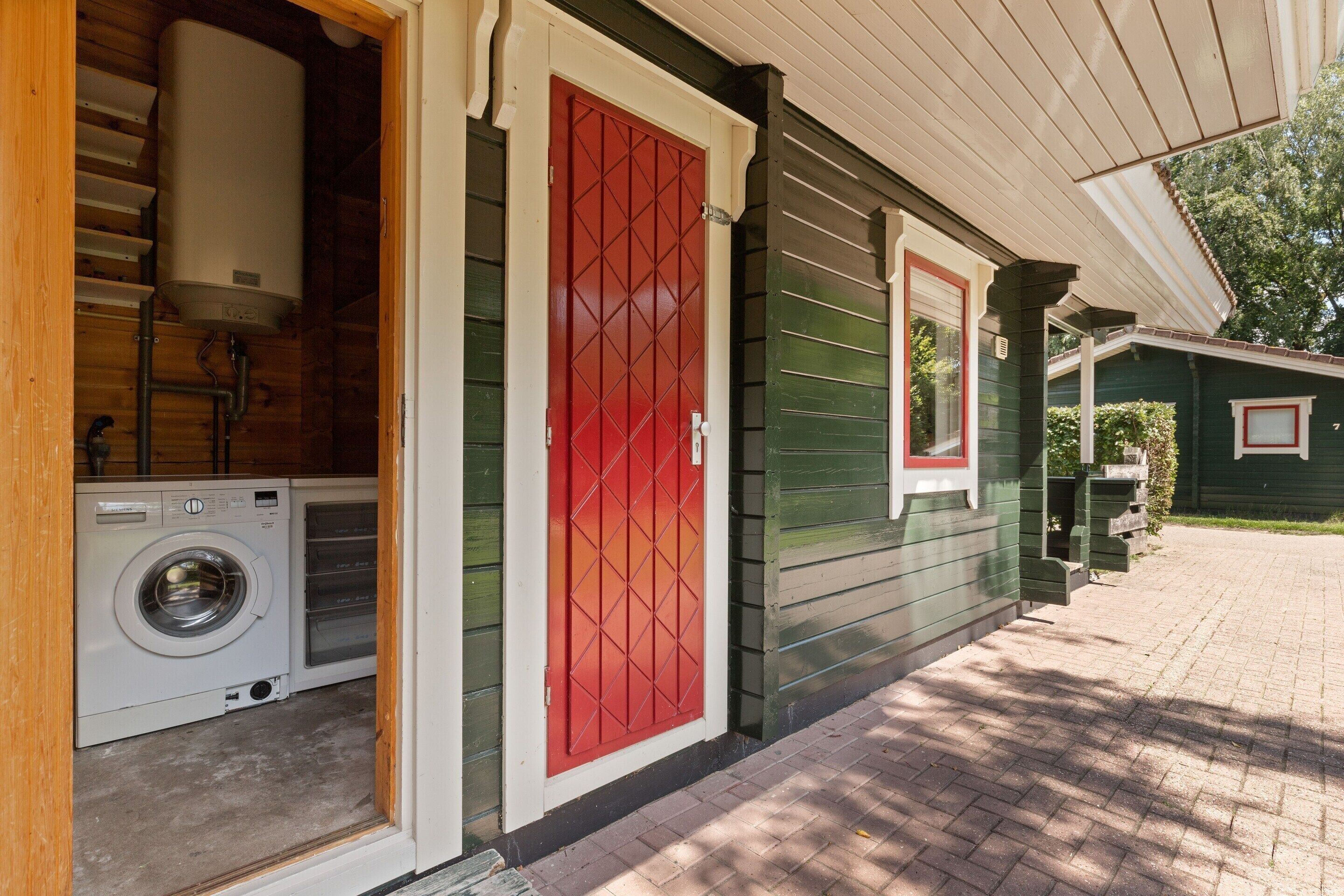 المنطقة المحيطة بالمنشأة