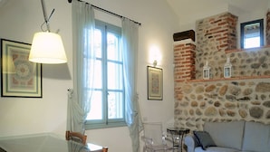 Living room - Modern Cottage in Biella Near Town Center (Sandigliano)