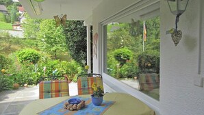 Balcony - Beautiful Apartment Near Baden-baden With Covered Terrace and Garden (Weisenbach)