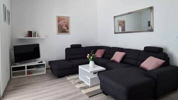 Apartment | Living room