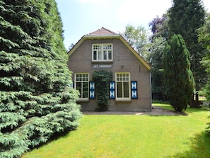 Exterior - Cozy Holiday Home in Zelhem near Forest (Zelhem)