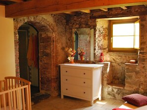 Shower - Spacious Holiday Home in Bagni di Lucca With Terrace (Bagni di Lucca)
