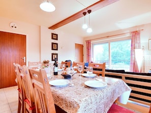 Dining - Modern Holiday Home in Yvoir With Garden (Yvoir)