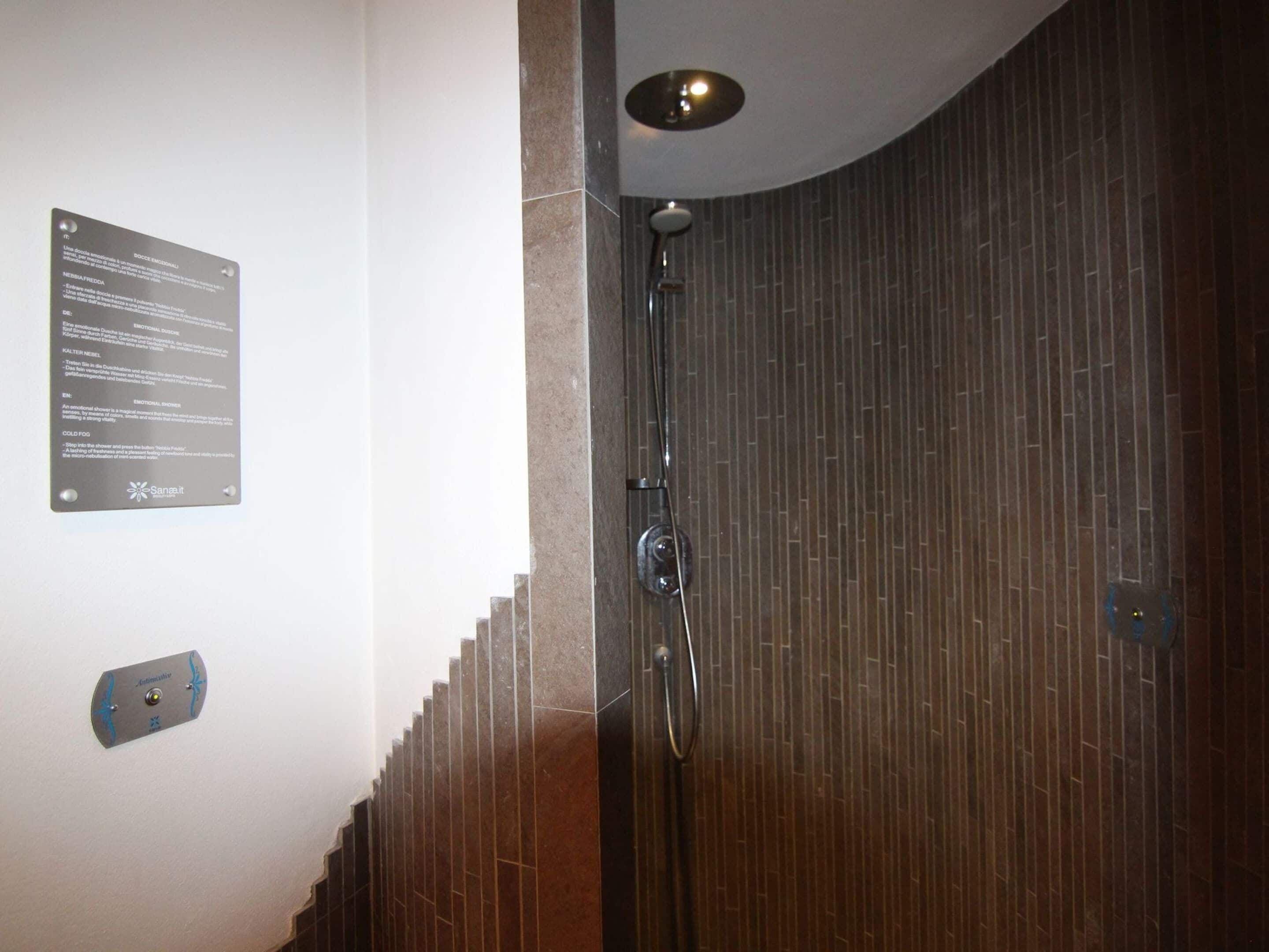 House | Bathroom