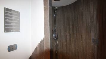 House | Bathroom
