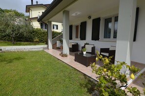 Balcony - A Serene Stay in Gemmano (Gemmano)