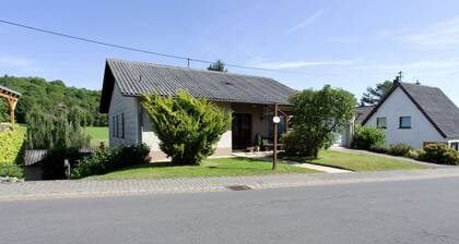 Pretty Apartment in Oberdürenbach-büschhöfe With Garden