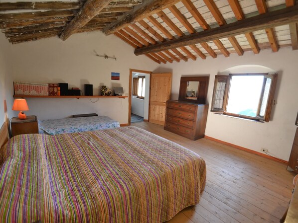 平房 | 3 間臥室、布置獨特、床單