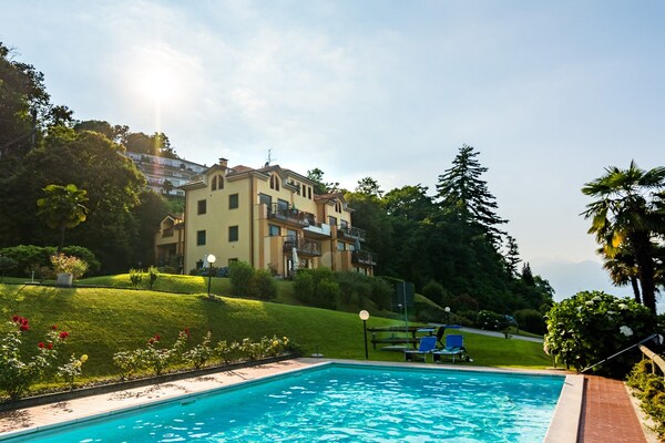 Holiday Home By Lake Maggiore With Pool - Stresa