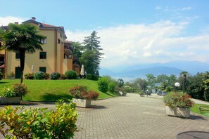 Exterior - Holiday Home by Lake Maggiore With Pool (Stresa)