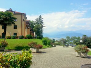 House | Exterior - Holiday Home by Lake Maggiore With Pool (Stresa)
