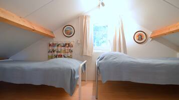 House | 4 bedrooms, individually furnished, bed sheets