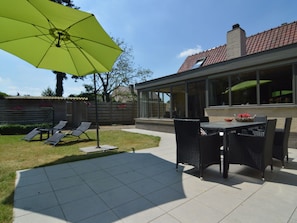 House | Balcony - Spacious Holiday Home in Peer With Garden (Peer)