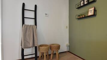 7 slaapkamers, individueel gemeubileerd, beddengoed