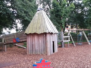 Property amenity - Holiday Home With Garden, Heating, Barbecue (Buetgenbach)