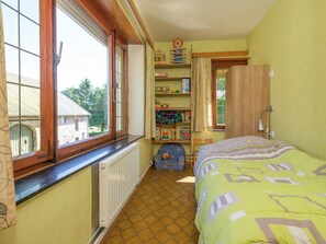 Huis | 5 slaapkamers, individueel gemeubileerd, beddengoed