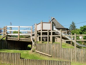 View from property - Spacious Holiday Home With Large Garden (Amel)