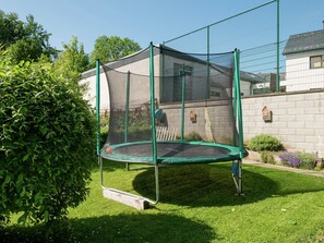 House | Garden - Spacious Holiday Home With Large Garden (Amel)