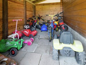 House | Property grounds - Spacious Holiday Home With Large Garden (Amel)