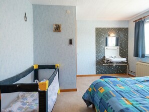 5 chambres, ameublement personnalisé, draps fournis