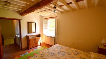 2 bedrooms, individually furnished, bed sheets