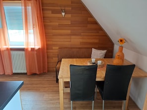 House | Dining