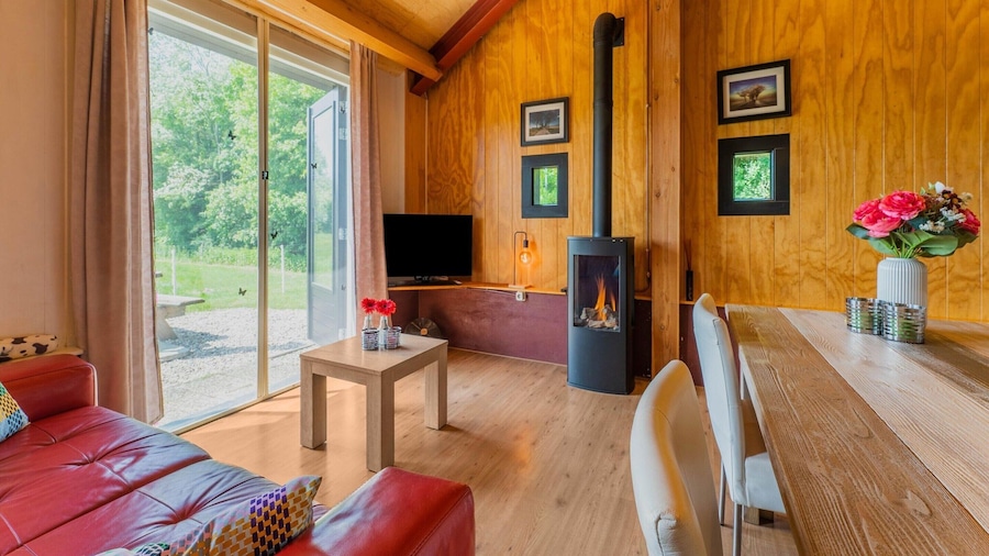 Cottage in Dwingelderveld With Scenic Views