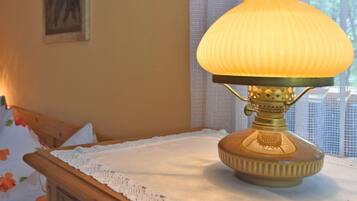 1 bedroom, individually furnished