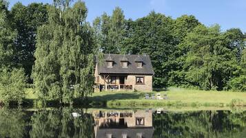 Rumah | Pemandangan dari properti