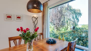 House | Dining