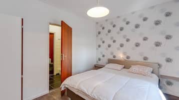 House | 2 bedrooms, individually furnished