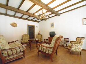 House | Living room - Holiday Home in Daverdisse With Garden (Daverdisse)