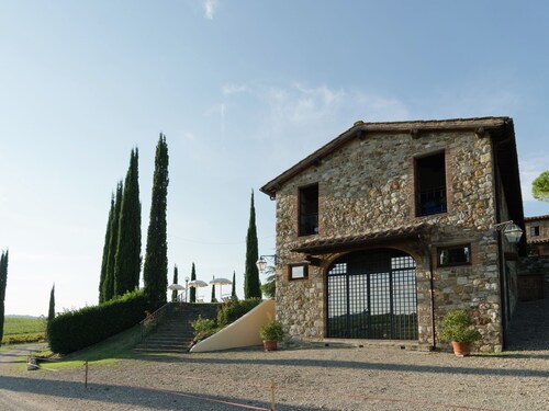 Splendid Farmhouse With Swimming Pool, Garden, Terrace, BBQ