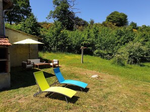 House | Balcony - Holiday Home in Grury With Pool & Garden (Grury)
