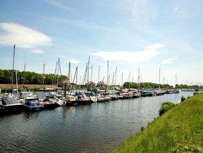 Exterior - Delightful Apartment in Tholen With Roof Terrace (Tholen)