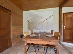 Dining - Nestled in Green Scenery, This Chalet Along the River is Perfect to Chill Out (Hamoir)
