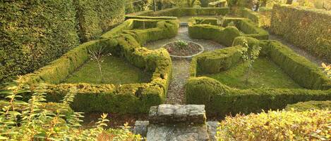 House | Garden