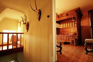 House | 4 bedrooms, individually furnished, bed sheets - Quaint Holiday Home in Bouillon Ardennes (Bouillon)