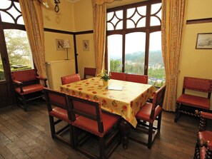 House | Dining - Home Near Bouillon Castle (Bouillon)