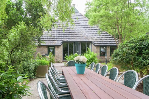 Quaint Farmhouse in Waskemeer near Forest